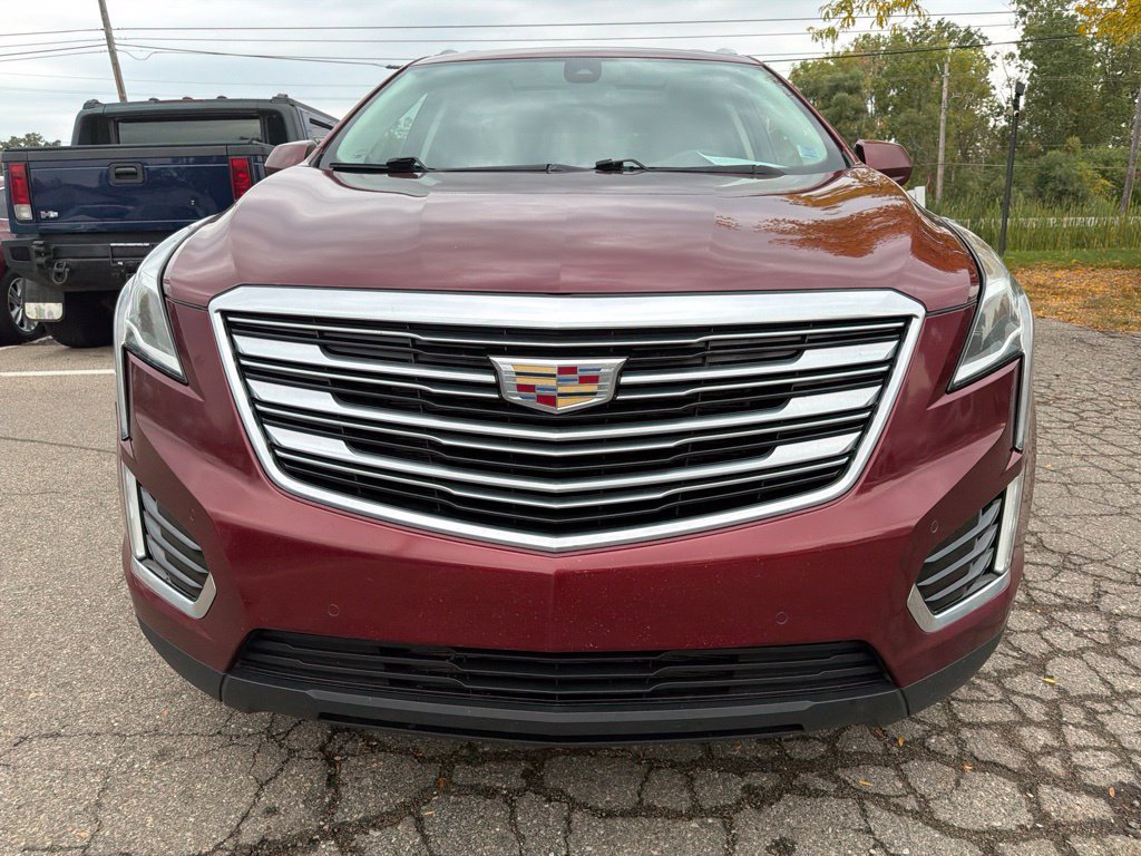 Used 2017 Cadillac XT5 Luxury w/ Driver Awareness Package AWD/4WD image 2