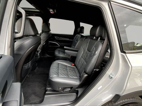 Used 2025 Kia Telluride EX X-Line AWD/4WD image 22