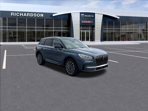 Used 2023 Lincoln Corsair Reserve w/ Equipment Group 201A image 8