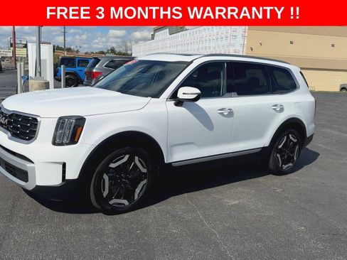 Used 2025 Kia Telluride S FWD image 4