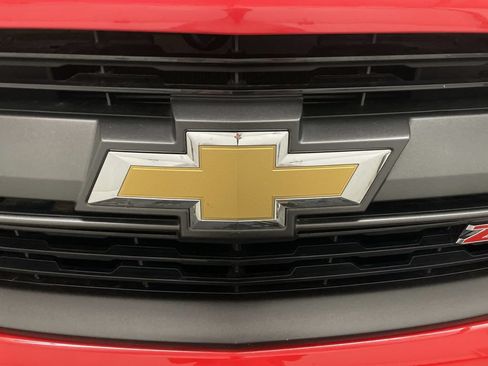 Used 2017 Chevrolet Colorado Z71 AWD/4WD image 24