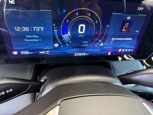 Used 2025 Chevrolet Equinox LT image 39