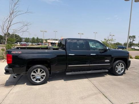 Used 2014 Chevrolet Silverado 1500 High Country w/ High Country Premium Package AWD/4WD image 44