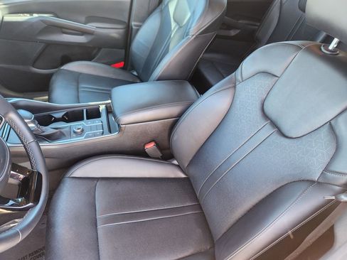 Certified 2023 Kia Sorento S image 10