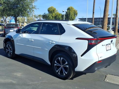 Certified 2025 Toyota bZ4X FWD image 10
