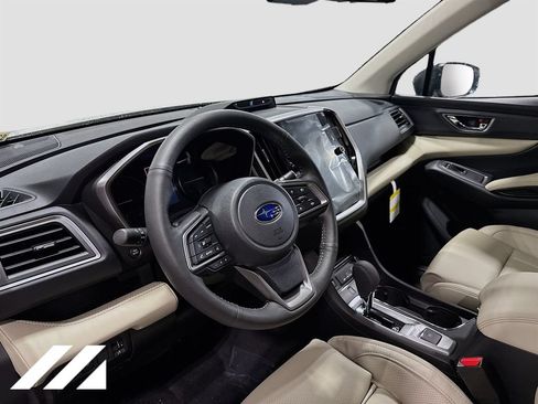 Used 2025 Subaru Ascent Limited w/ Popular Package #2 AWD/4WD image 9