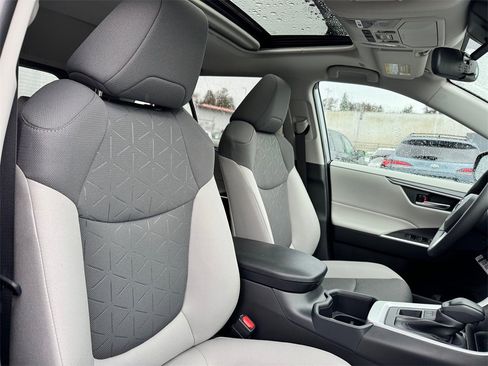 New 2025 Toyota RAV4 XLE image 11