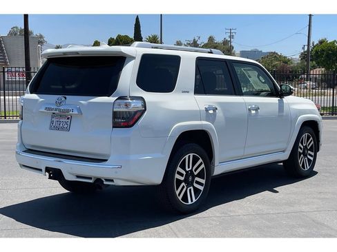 Used 2023 Toyota 4Runner Limited RWD image 7