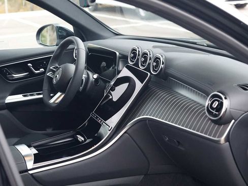 New 2026 Mercedes-Benz GLC 300 4MATIC image 26