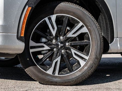 New 2025 Mitsubishi Eclipse Cross SEL image 3