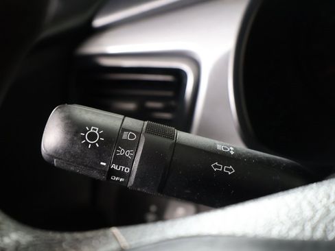 Used 2023 Kia Rio LX image 33