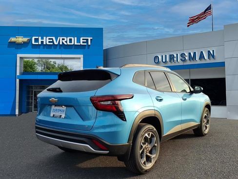 New 2026 Chevrolet Trax LT image 3