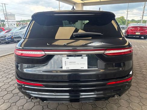 Used 2023 Lincoln Corsair Reserve w/ Equipment Group 201A AWD/4WD image 6