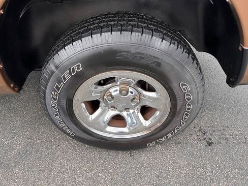 Used 2011 RAM 1500 ST w/ ST Popular Equipment Group AWD/4WD image 9