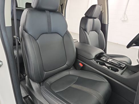 Certified 2024 Honda Pilot EX-L image 10