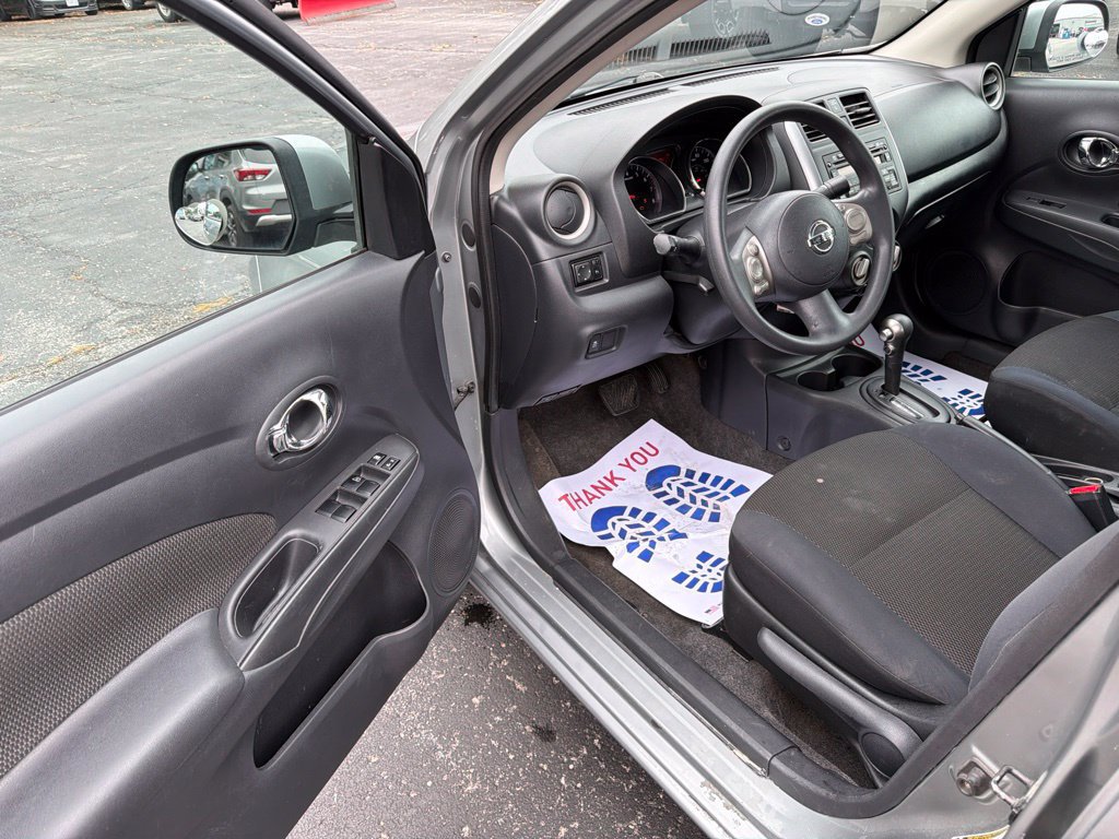 Used 2012 Nissan Versa FWD image 11