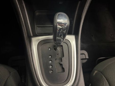 Used 2012 Chrysler 200 Touring w/ Cold Weather Group image 13