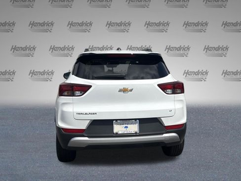 Used 2025 Chevrolet TrailBlazer LT FWD image 6