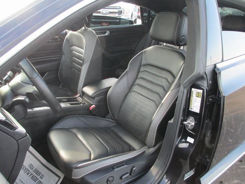 Used 2023 Volkswagen Arteon SEL Premium image 17