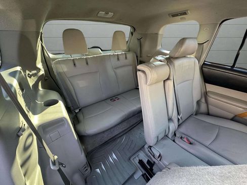 Used 2010 Toyota Highlander Limited image 39