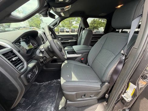 New 2026 RAM 2500 Big Horn AWD/4WD image 15