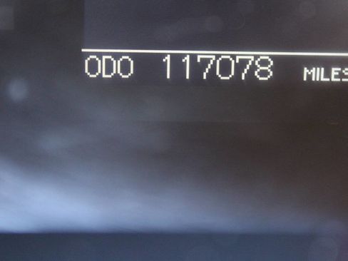 Used 2012 Toyota Tundra Limited w/ Memory Pkg image 16