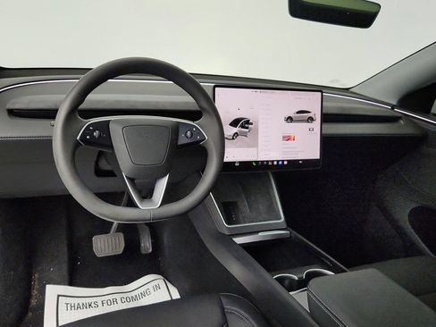 Used 2026 Tesla Model Y AWD image 11