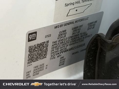 Used 2024 Cadillac Lyriq Luxury w/ LPO, Floor Liner Package RWD image 35