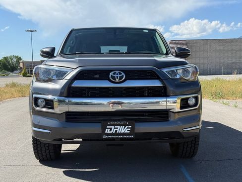 Used 2019 Toyota 4Runner Limited AWD/4WD image 5