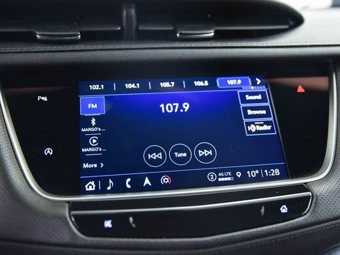 Used 2023 Cadillac XT5 Premium Luxury image 19