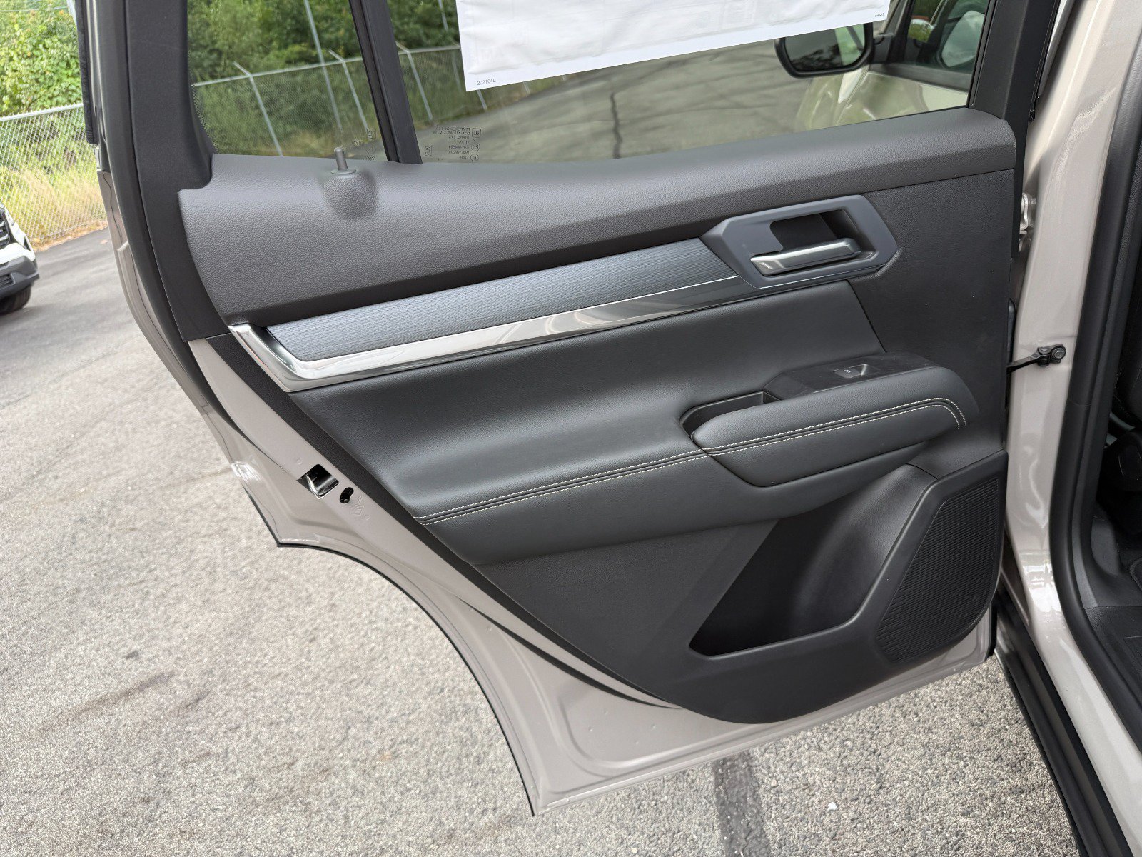 New 2027 GMC Terrain Elevation AWD/4WD image 17