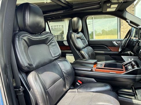 Used 2020 Lincoln Navigator Reserve w/ Luxury Package AWD/4WD image 35