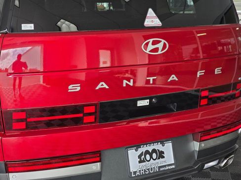Used 2024 Hyundai Santa Fe Limited AWD/4WD image 12
