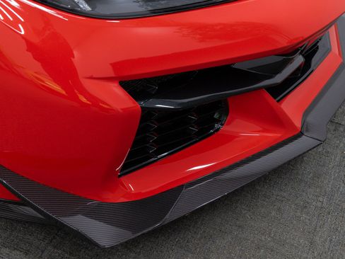 Used 2023 Chevrolet Corvette Z06 w/ Z07 Performance Package image 23