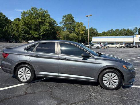 Used 2019 Volkswagen Jetta S w/ Driver Assistance Package FWD image 4