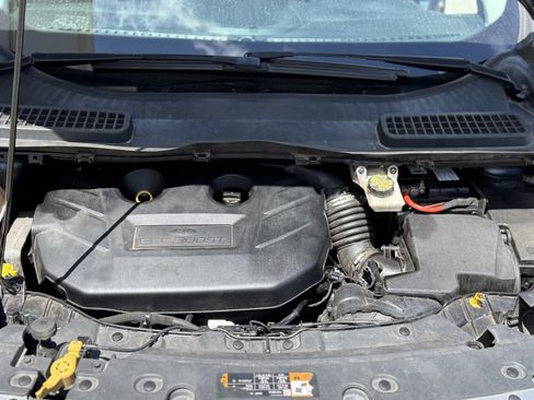 Used 2017 Ford Escape SE FWD image 35