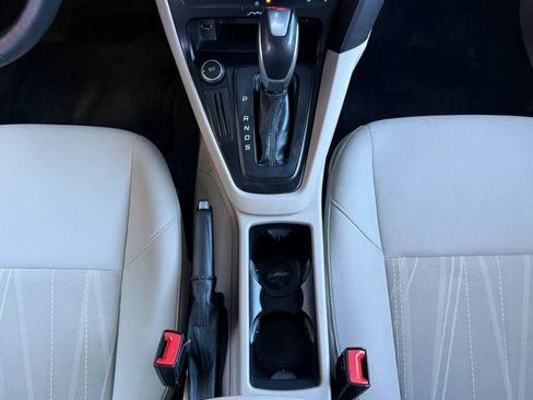 Used 2015 Ford Focus SE w/ SE Sport Package FWD image 50