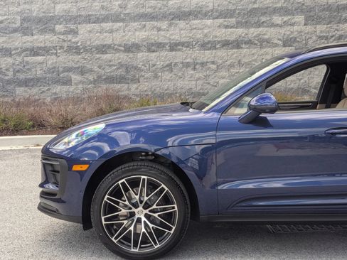 New 2026 Porsche Macan AWD/4WD image 11