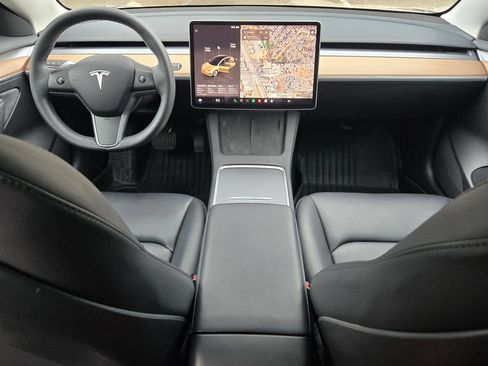 Used 2023 Tesla Model 3 Standard Range RWD image 16