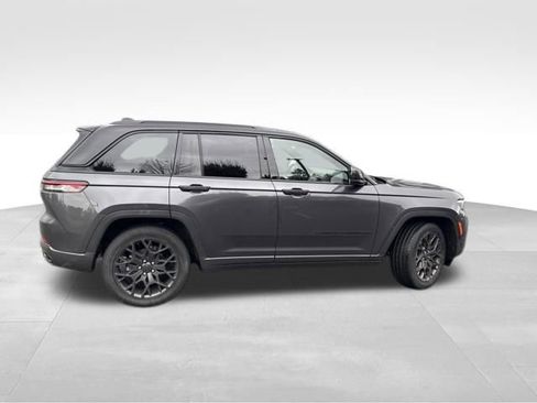 New 2025 Jeep Grand Cherokee Summit w/ Obsidian Package image 37