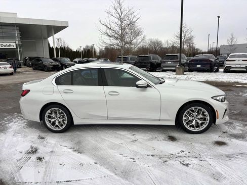 Used 2025 BMW 330i xDrive Sedan w/ Premium Package image 8