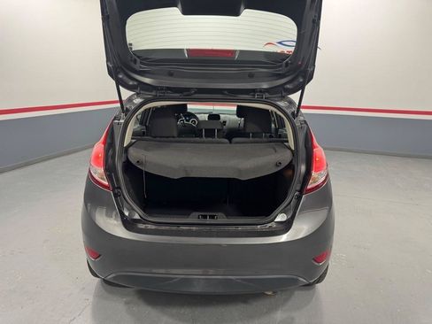 Used 2019 Ford Fiesta SE FWD image 9