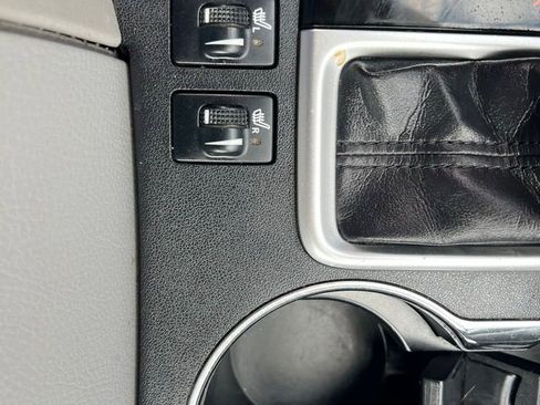 Used 2017 Toyota Highlander XLE w/ Carpet Mat Package AWD/4WD image 35