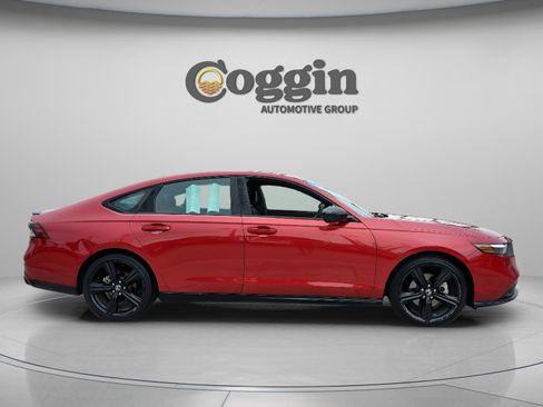 Certified 2024 Honda Accord Sport image 7