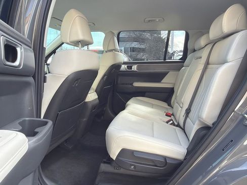 Used 2024 Hyundai Santa Fe SEL image 19