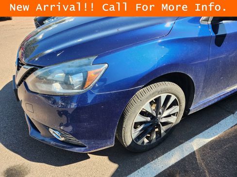 Used 2016 Nissan Sentra SR w/ SR Premium Package FWD image 6