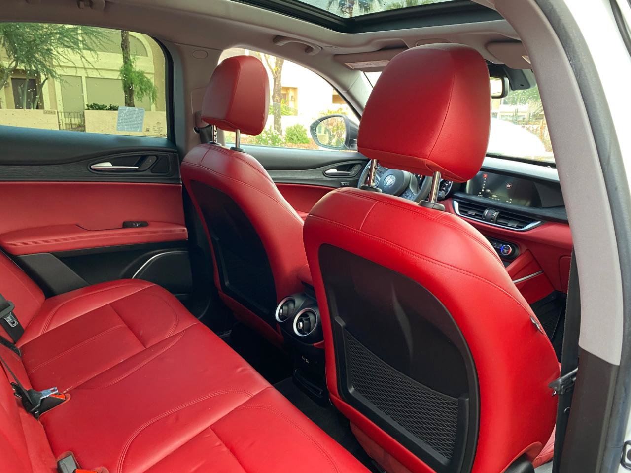 Used 2019 Alfa Romeo Stelvio w/ Nero Edizione RWD image 47