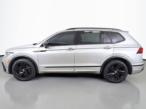 Used 2023 Volkswagen Tiguan SE R-Line FWD image 14