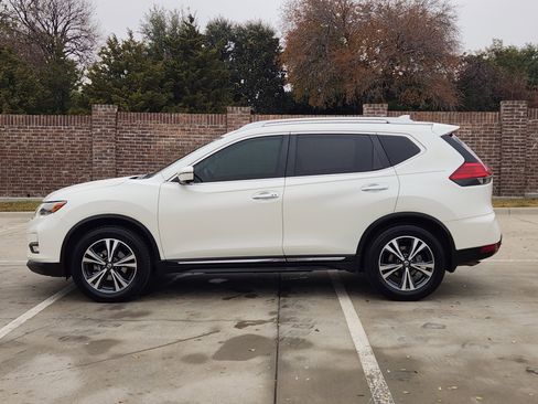 Used 2017 Nissan Rogue SL image 5