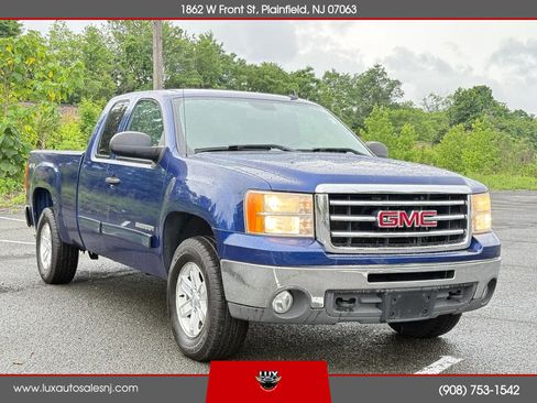 Used 2013 GMC Sierra 1500 SLE w/ Power Tech Package AWD/4WD image 4